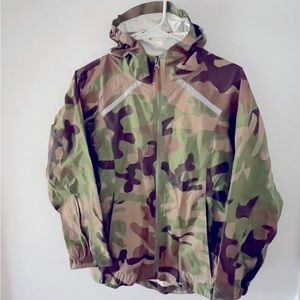 New L.L. Bean Boys Camouflage Full Zip Windbreaker Jacket M
